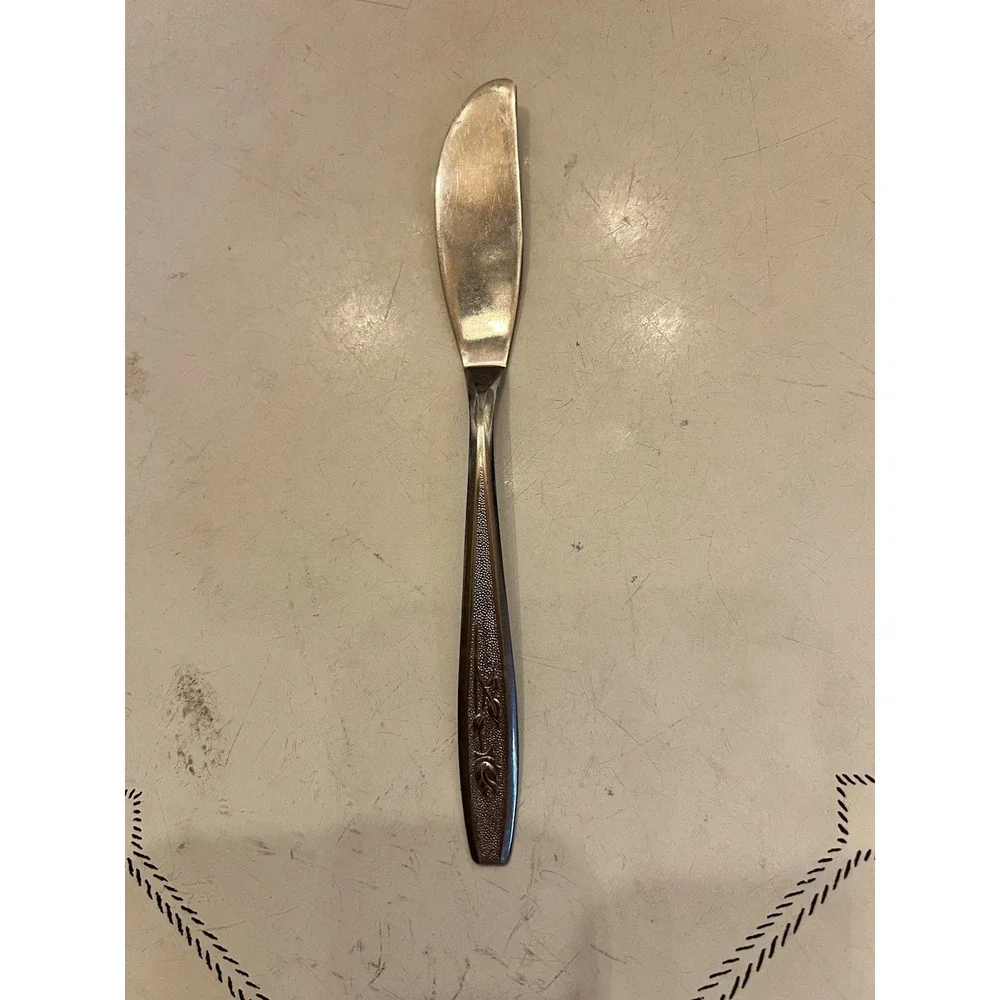 Simeon L. & George H. Rogers Co. Stainless Maybrook Rose Butter Spreader